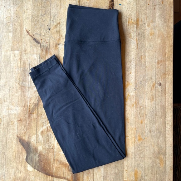 Lululemon leggings - Picture 1 of 2